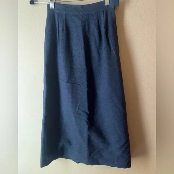 Vintage Skirt - Picture 1 of 5